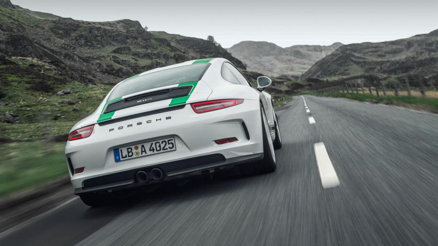  Porsche 911 R (991) 2016 года  (UK) (фото 22 из 29)